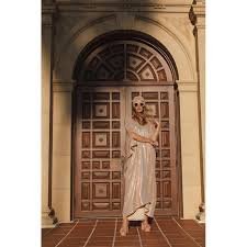 The Ultimate Guide to the Sequined Caftan: Is It Worth Adding to Your Wardrobe? So, you’ve been eyeing that gor